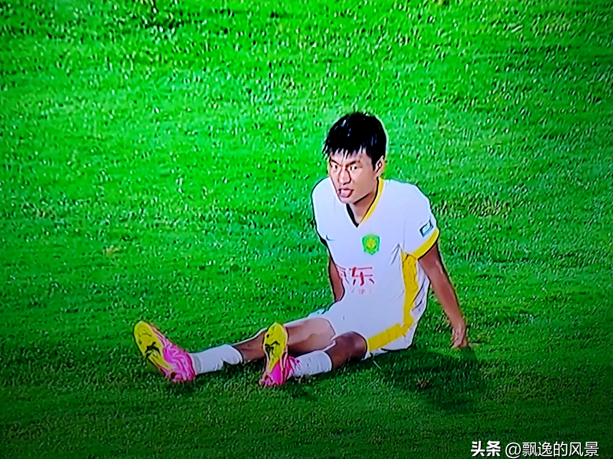 北京国安训练开放日,清晨单刀错失引欢呼,意甲在即,年轻球员得到机会的简单介绍 北京国安训练开放日,清晨单刀错失引欢呼,意甲在即,年轻球员得到机会的简单介绍