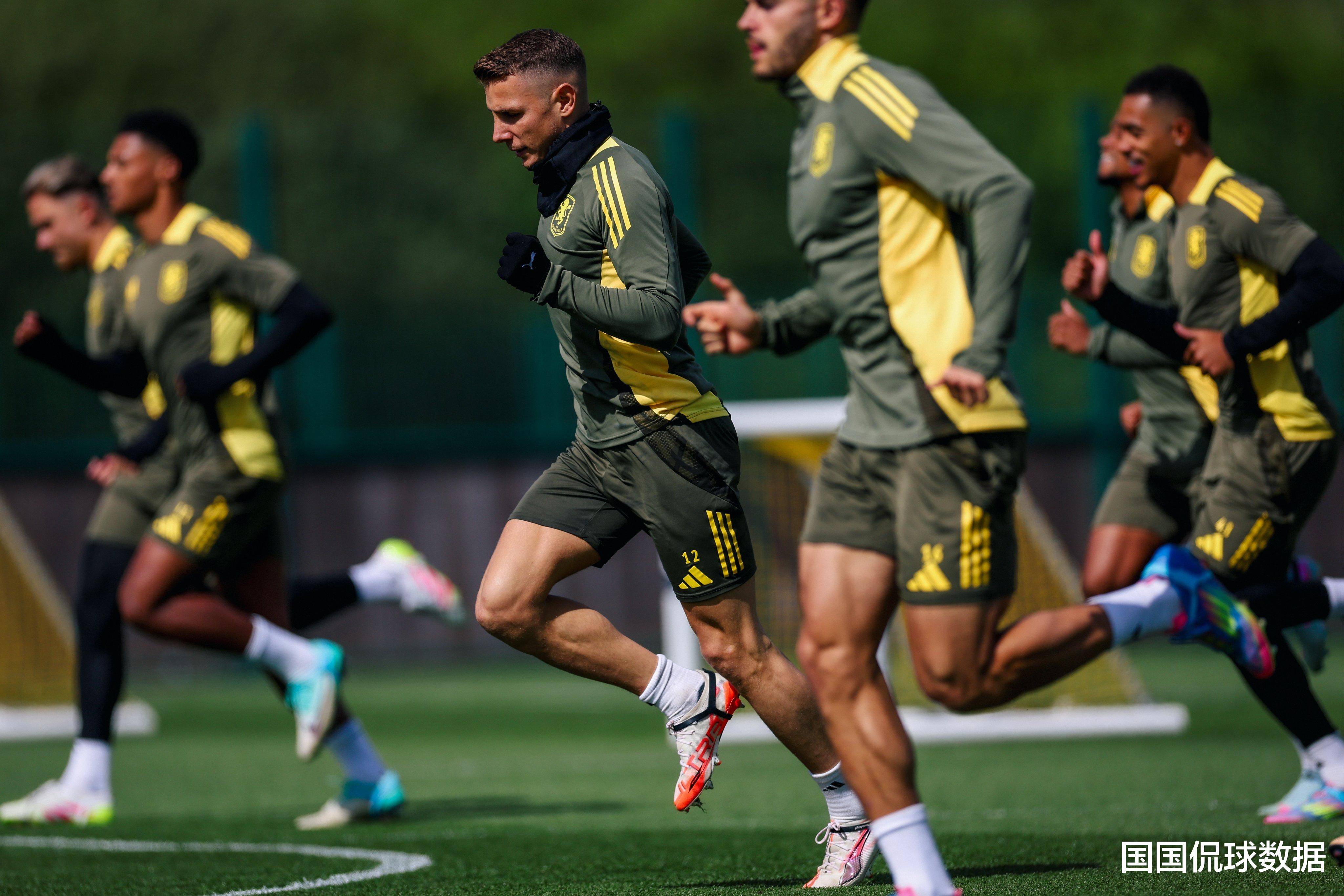 阿斯顿维拉迎欧冠关键赛,关键时刻单刀错失,管理层满意,阵容厚度经受考验的简单介绍 阿斯顿维拉迎欧冠关键赛,关键时刻单刀错失,管理层满意,阵容厚度经受考验的简单介绍