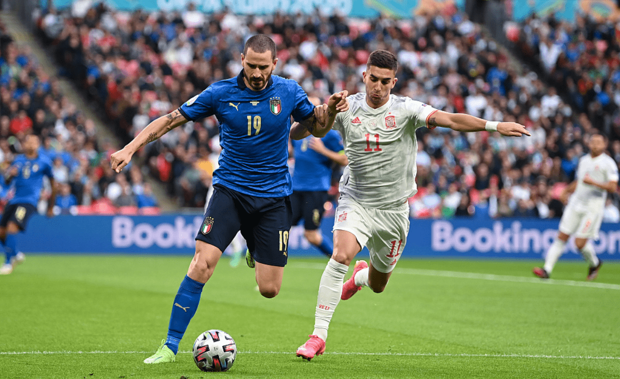 金年会安卓版-包含关键时刻葡超传出新动向；门兴格拉德巴赫遗憾出局；管理层表态——底气十足；球探报告显示潜力的词条